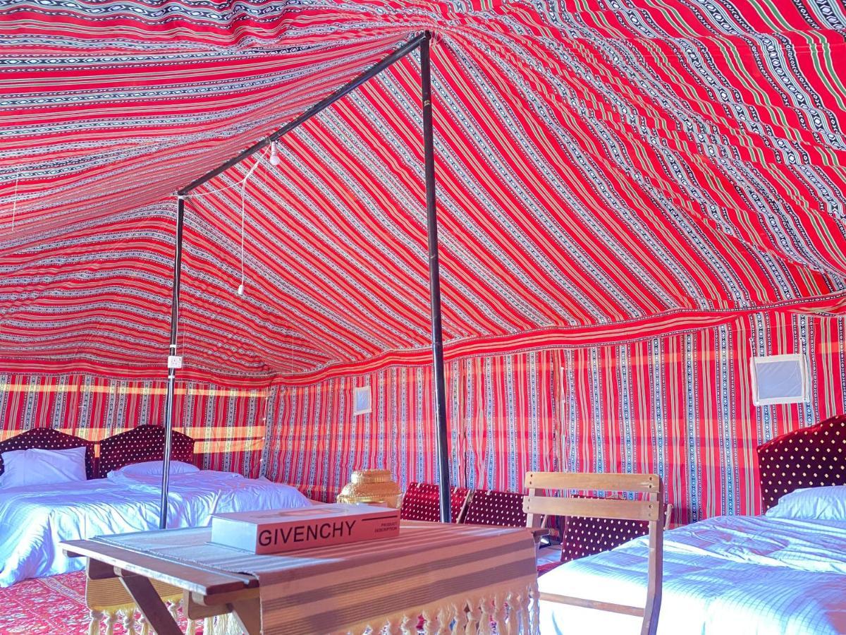 Private Desert Eco Camp Badīyah Esterno foto